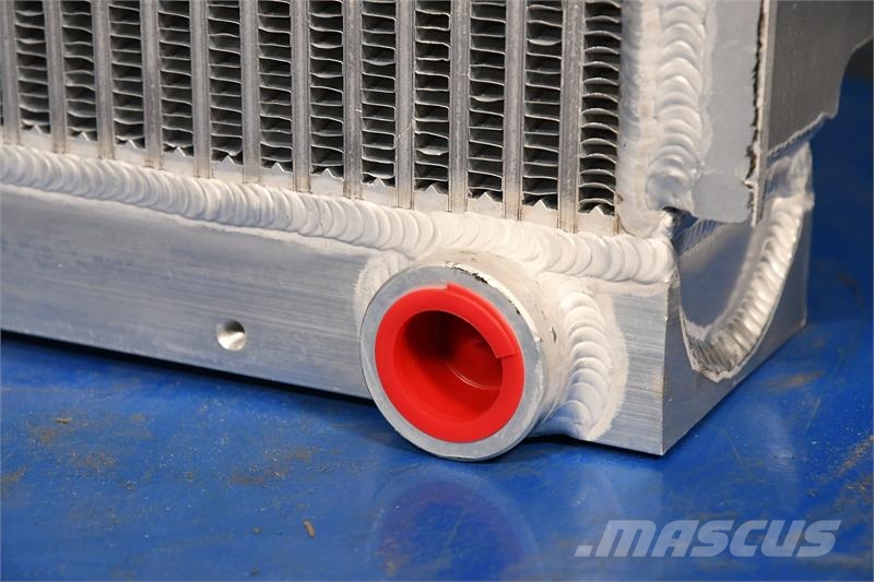 Takeuchi TB180 Radiator # 890681 Radiadores