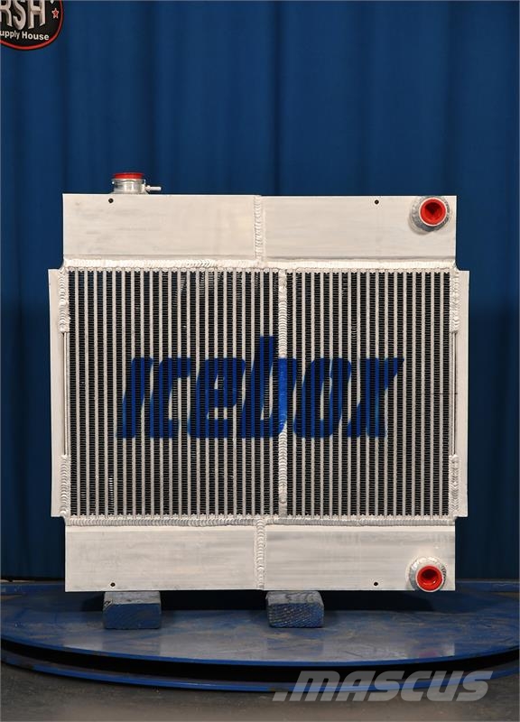 Takeuchi TB180FR Radiator # 890018 Radiadores