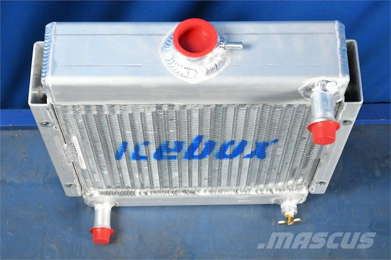 Tennant Radiator # 890704 Radiatoare
