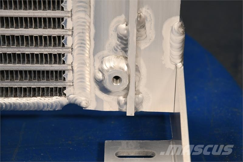 Thermal Transfer AOC-33-2-4B Oil Cooler # 990401 ラジエター