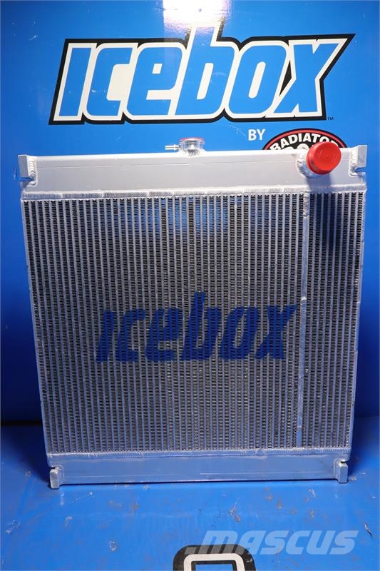 Toyota 4FD150, 4FD180, 4FD200 Radiator # 940223 Radiadores