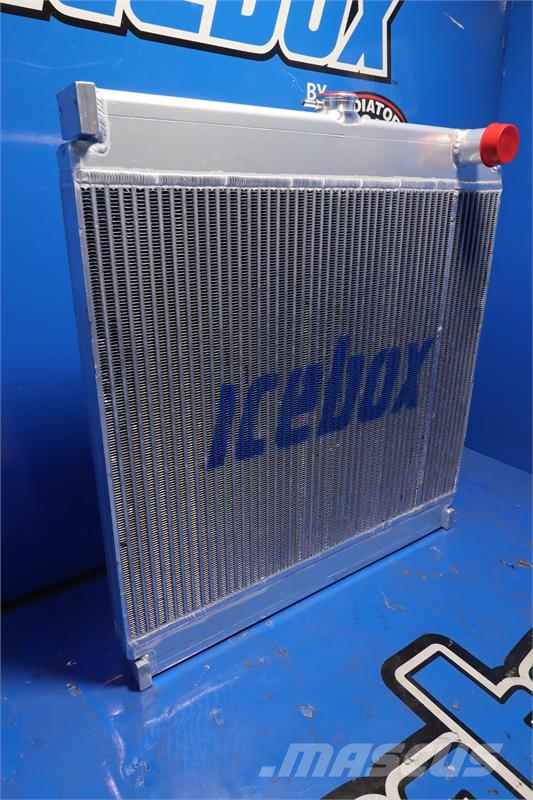 Toyota 4FD150, 4FD180, 4FD200 Radiator # 940223 Radiadores
