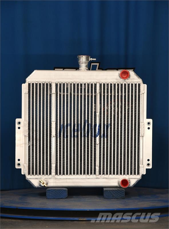 Toyota FG30 Radiator # 940148 Jäähdyttimet