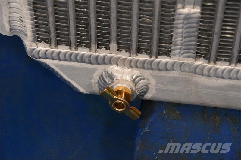 Toyota FG30 Radiator # 940148 Jäähdyttimet