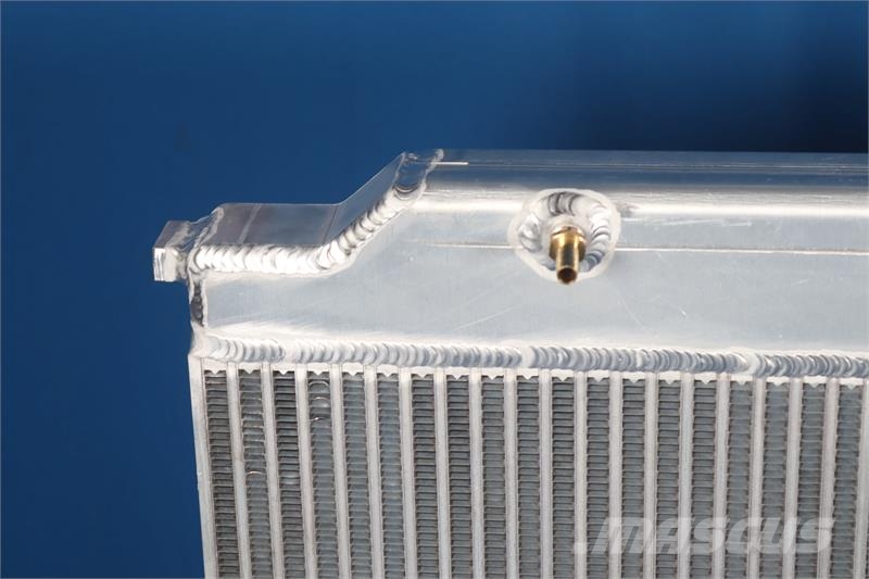 Universal Pump Radiator # 890956 Radiadores