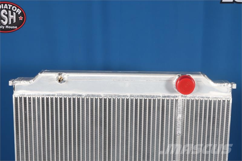Universal Pump Radiator # 890956 Radiadores