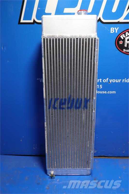 Vermeer D20X22 II Radiator # 890936 Radiadores