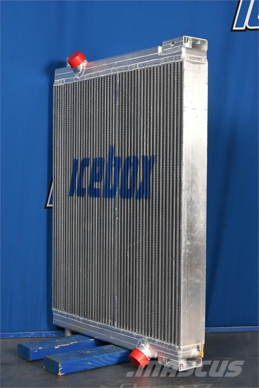 Volvo A25C Radiator # 890266 Radiadores