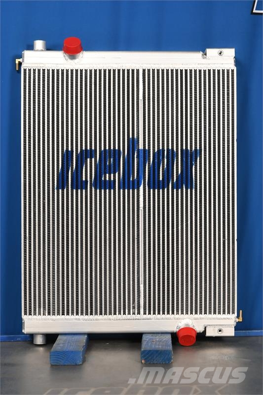 Volvo A25C Radiator # 890266 Radiadores