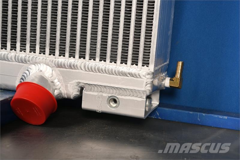 Volvo A25C Radiator # 890266 Radiadores