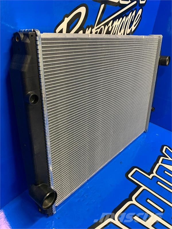 Volvo Aero Radiator # 607053 Radiatorer