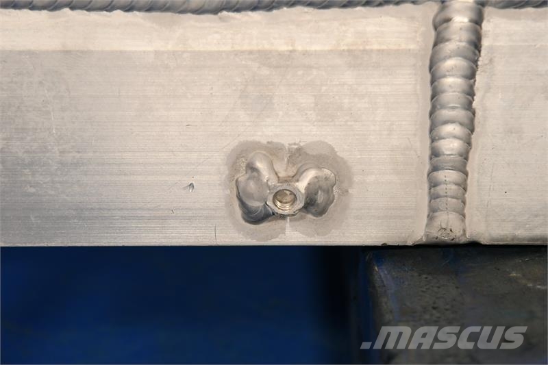Volvo BL60 Oil Cooler # 890641 Radiatorer