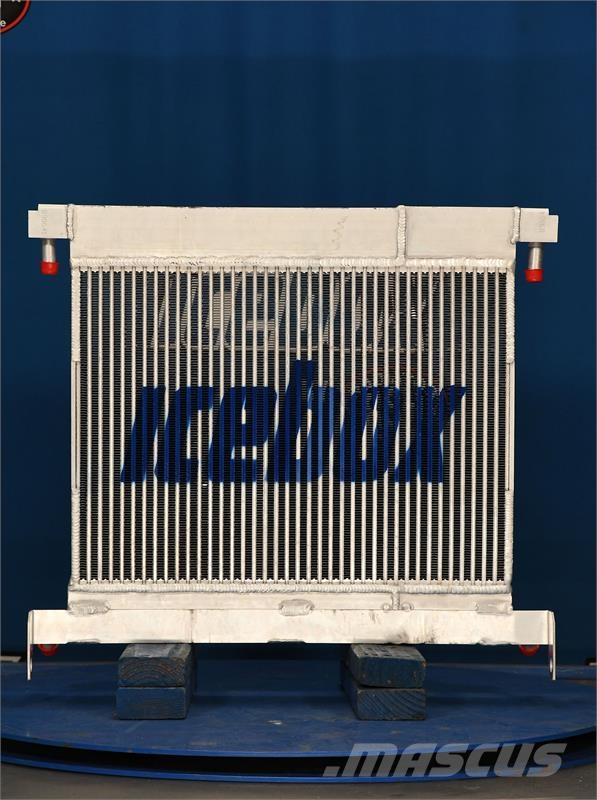 Volvo BL60 Oil Cooler # 890641 Radiatorer