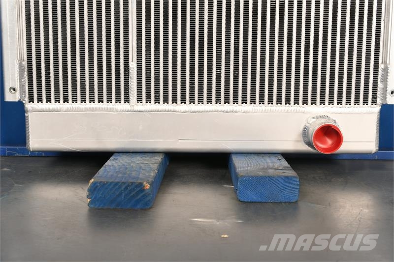 Volvo DB138 Radiator # 890544 Radiadores