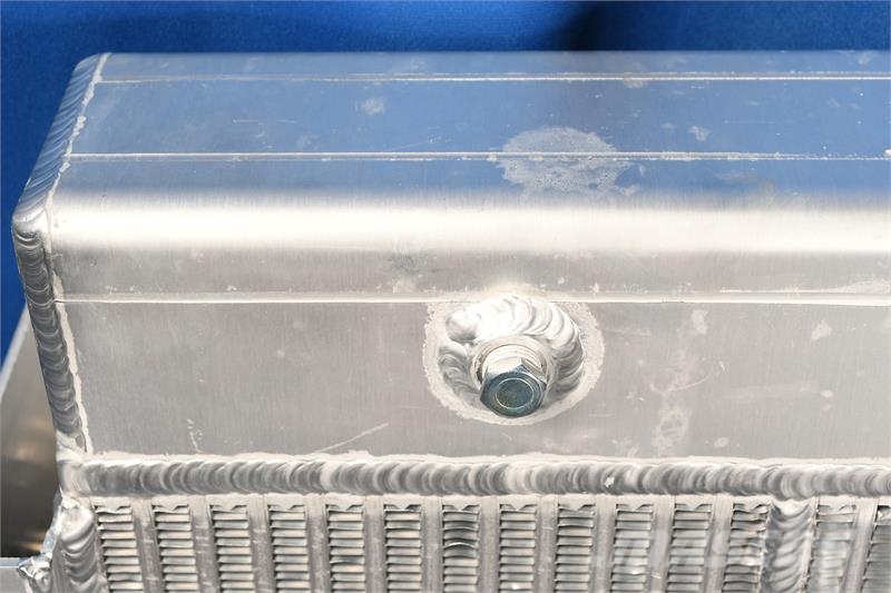Volvo DB138 Radiator # 890544 Radiadores