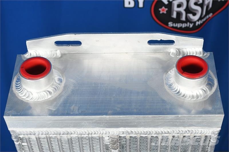 Volvo G700B Oil Cooler # 890903 Radiatorer