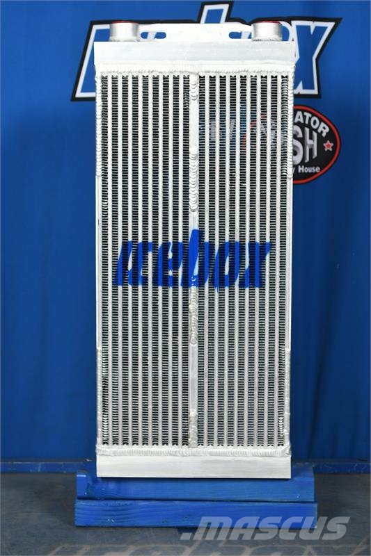 Volvo G700B Oil Cooler # 890903 Radiatorer
