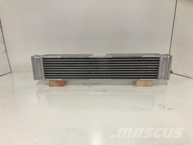 Volvo Oil Cooler # 890277 散热器