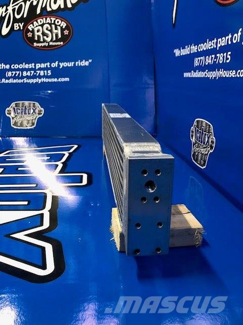 Volvo Oil Cooler # 890277 散热器