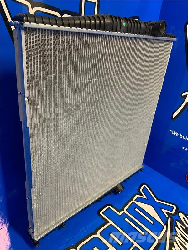 Volvo Radiator # 607026 Radiatorer