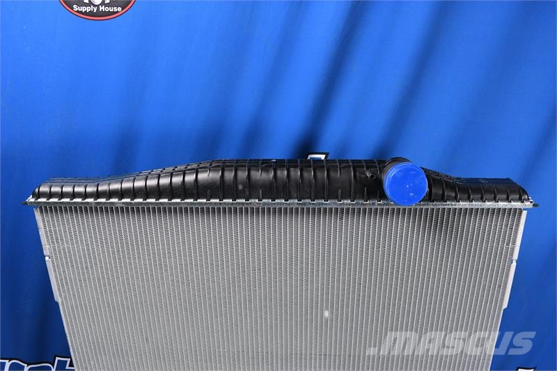 Volvo Radiator # 607041 Radiatorer