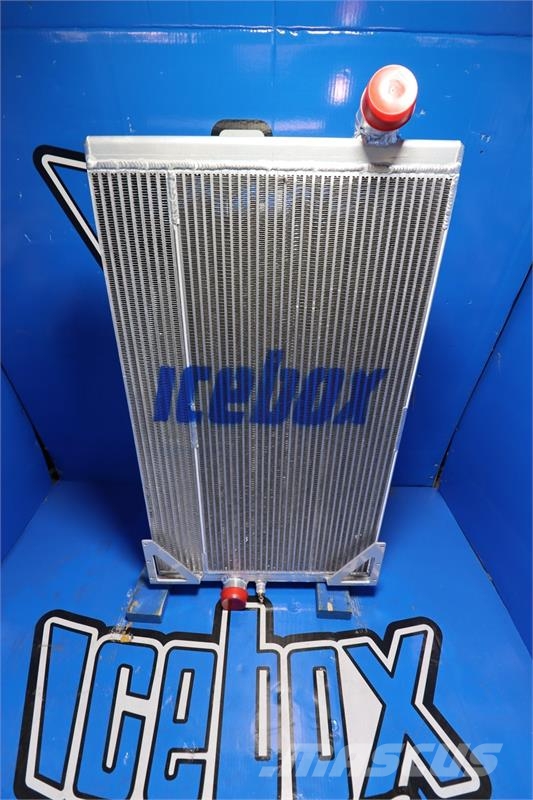 Volvo Radiator # 607063 Radiatorer