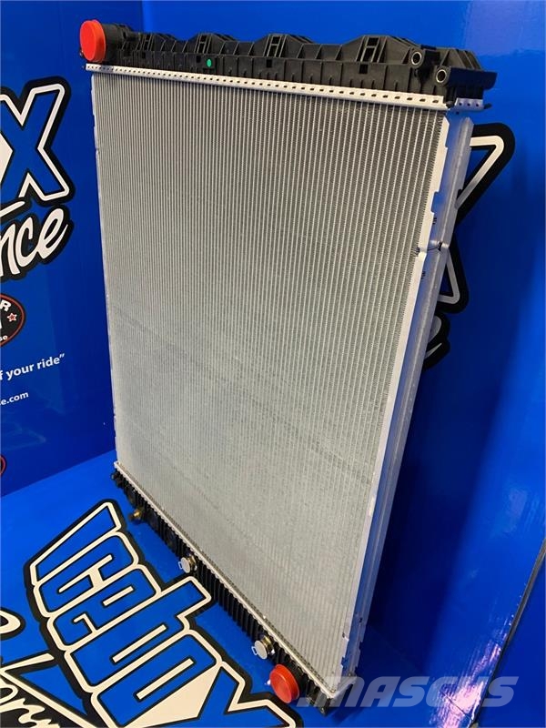 Volvo VNL, VNM Radiator # 607038 Radijatori