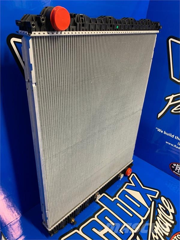 Volvo VNL, VNM Radiator # 607038 Radijatori
