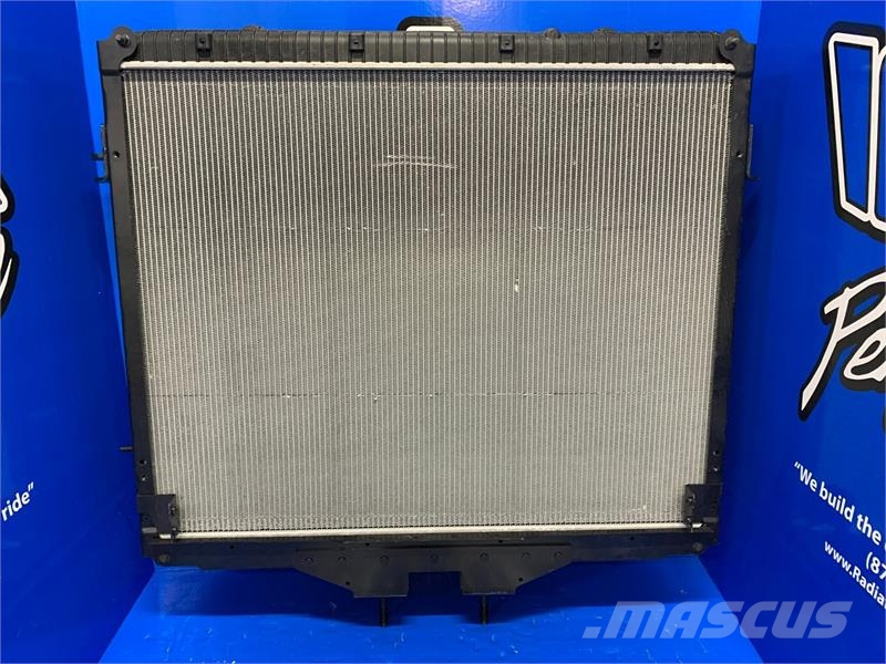 Western Star 4900FA, EX Radiator # 608021 مشعات