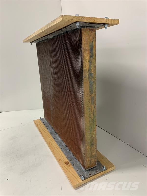 Western Star A-1103-5, 20001-3464,2001-3465 Radiator Core # 608 Radiatoren