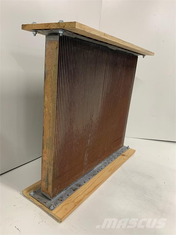 Western Star A-1103-5, 20001-3464,2001-3465 Radiator Core # 608 Radiatoren
