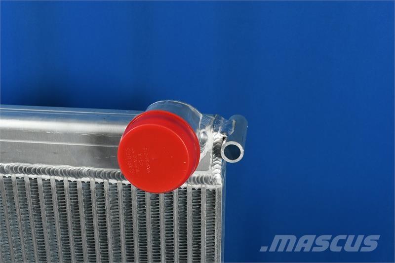 Western Star Radiator # 601131 مشعات