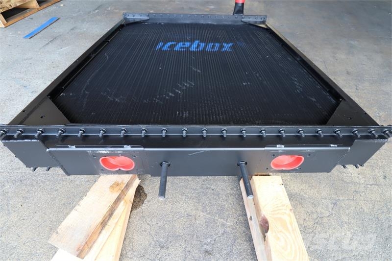 Western Star Radiator # 608009 مشعات