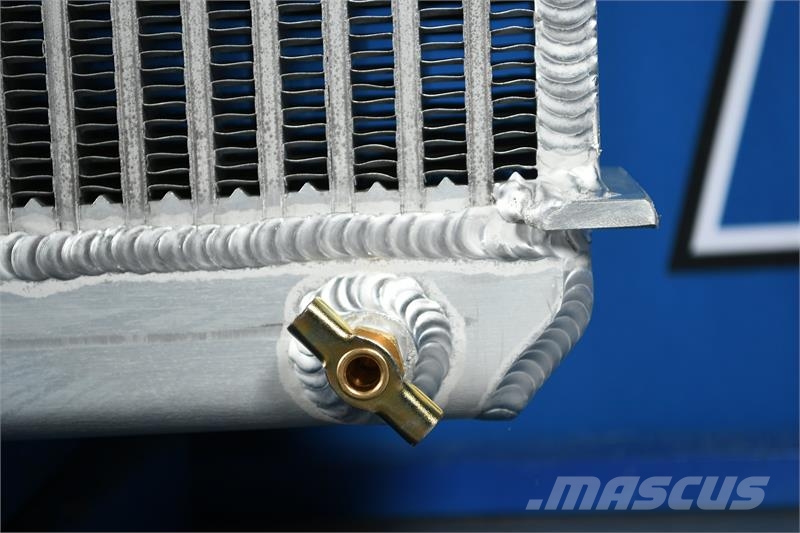 Western Star Radiator # 608015 Radiadores
