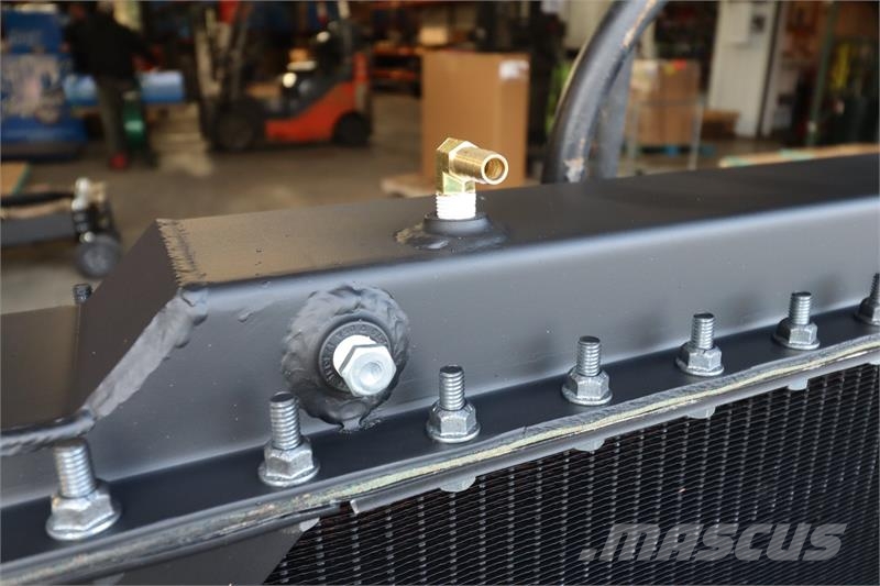 Western Star Radiator # 608041 Radijatori
