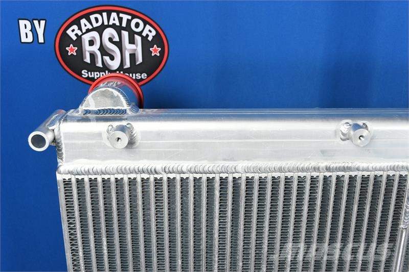 Western Star Radiator # 601131 مشعات