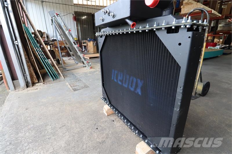 Western Star Radiator # 608002 Radiadores