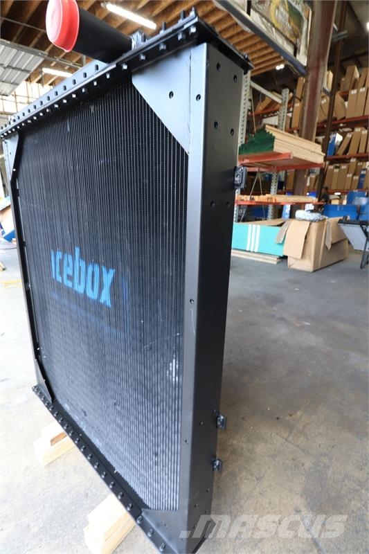 Western Star Radiator # 608009 مشعات