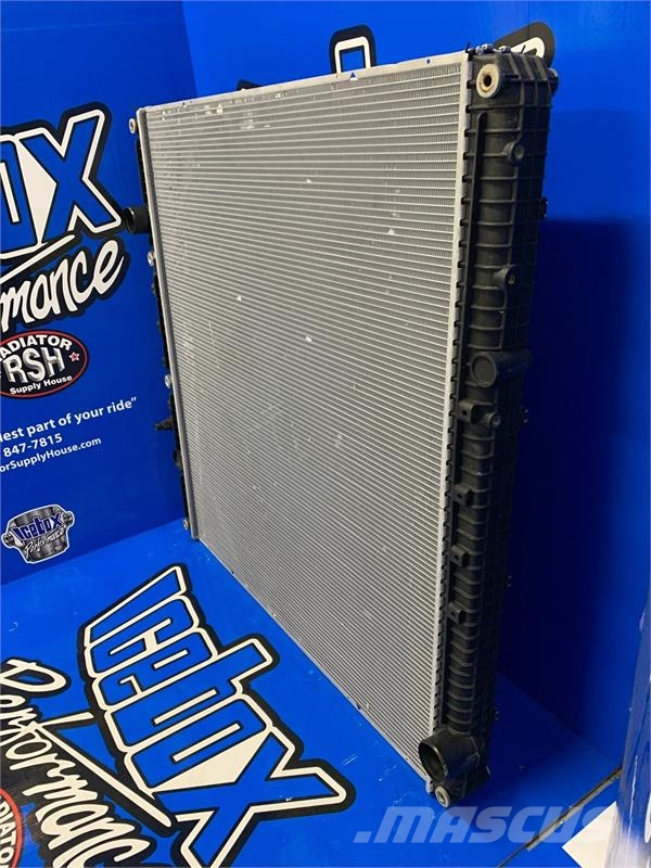 Western Star RWS24A, A05-28645-003 Radiator # 608026 Radiatoren