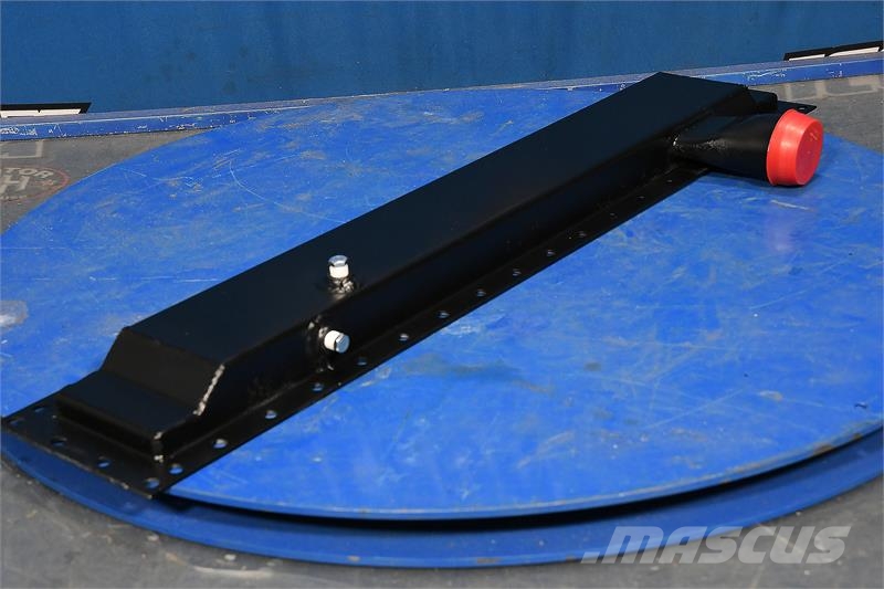 Western Star Top Tank # 608090 Radiatori