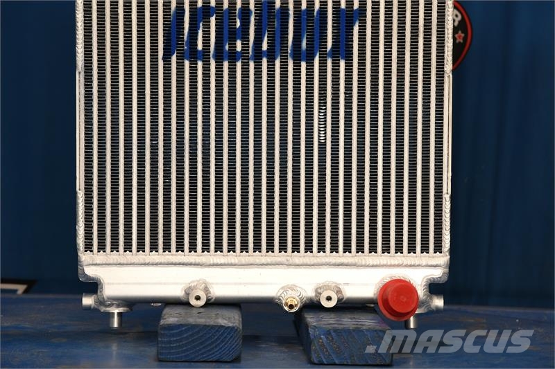 Yanmar SV40 Radiator # 890933 Radiadores