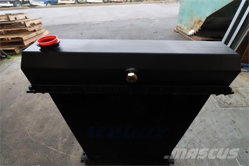 Yard Dog TJ5000 Radiator # 890598 ラジエター