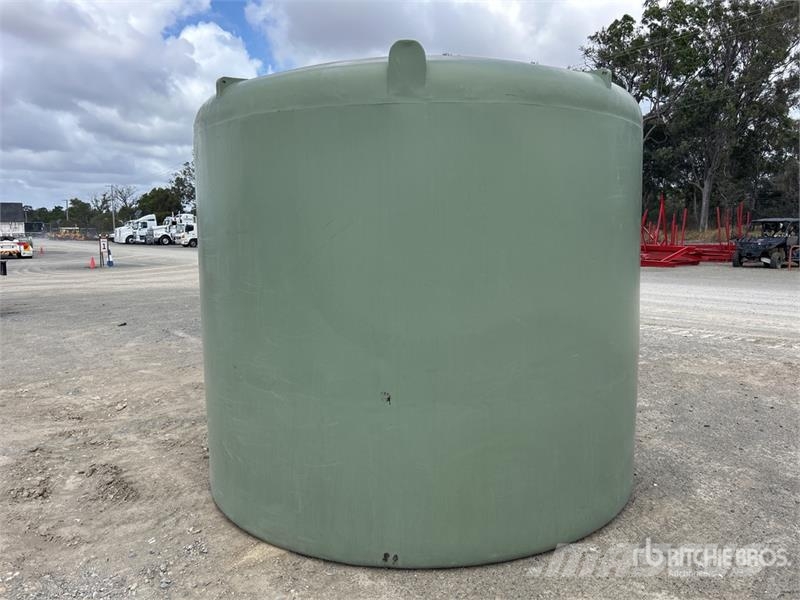 10000 L Poly Water Tank Üzemanyag- és adaléktartályok