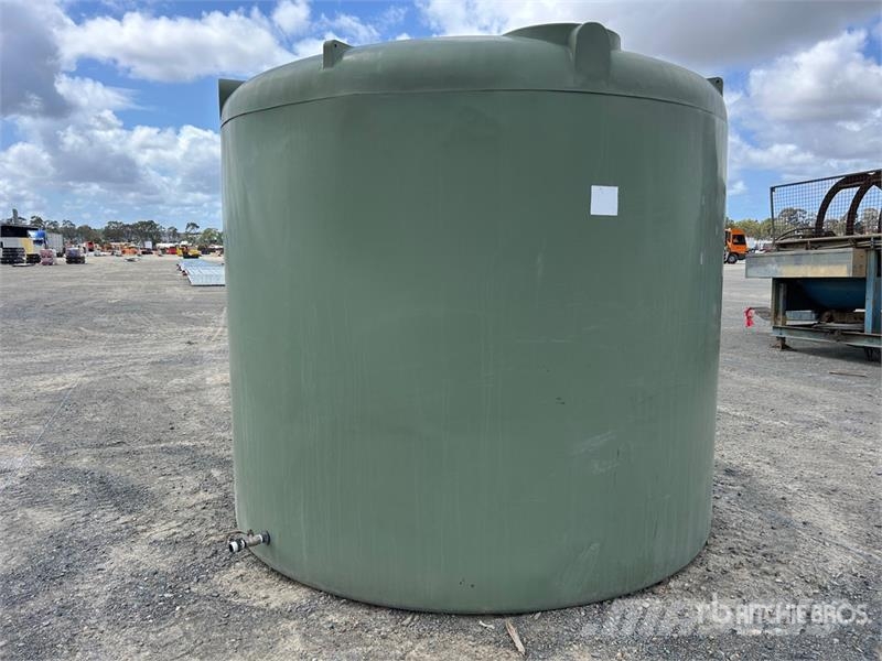 10000 L Poly Water Tank Üzemanyag- és adaléktartályok