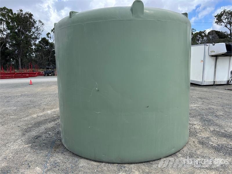 10000 L Poly Water Tank Üzemanyag- és adaléktartályok