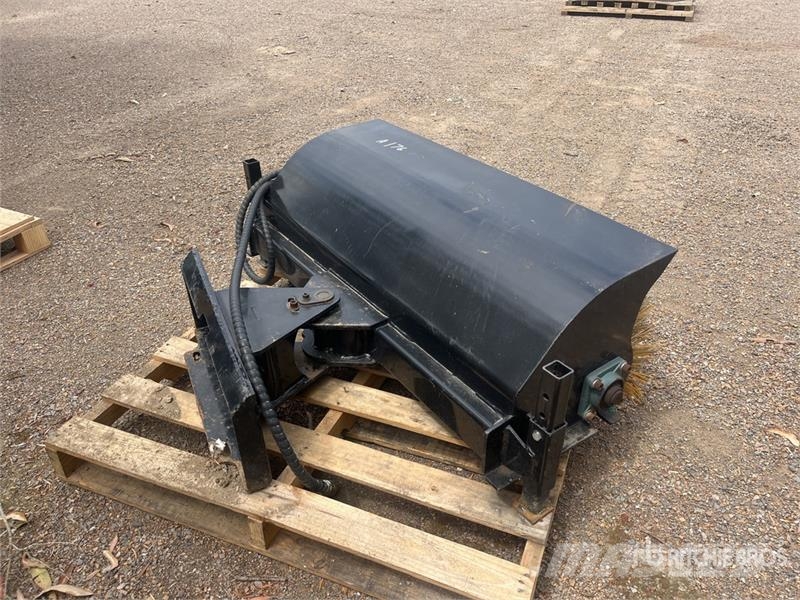 1100 mm Skid Steer Sweeper Четки