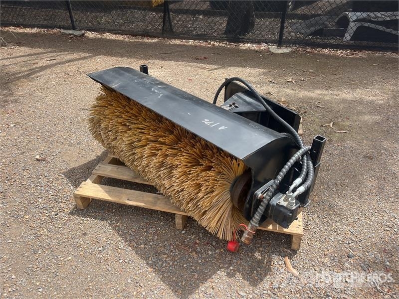 1100 mm Skid Steer Sweeper Четки