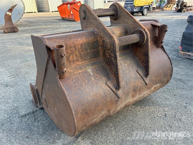  1150 mm Q/C Cleanup Excavator Bucket - Fits Case C دلاء