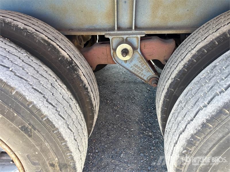 12.5 m Tri/A Flatbed Trailer Flatbed/Dropside trailers