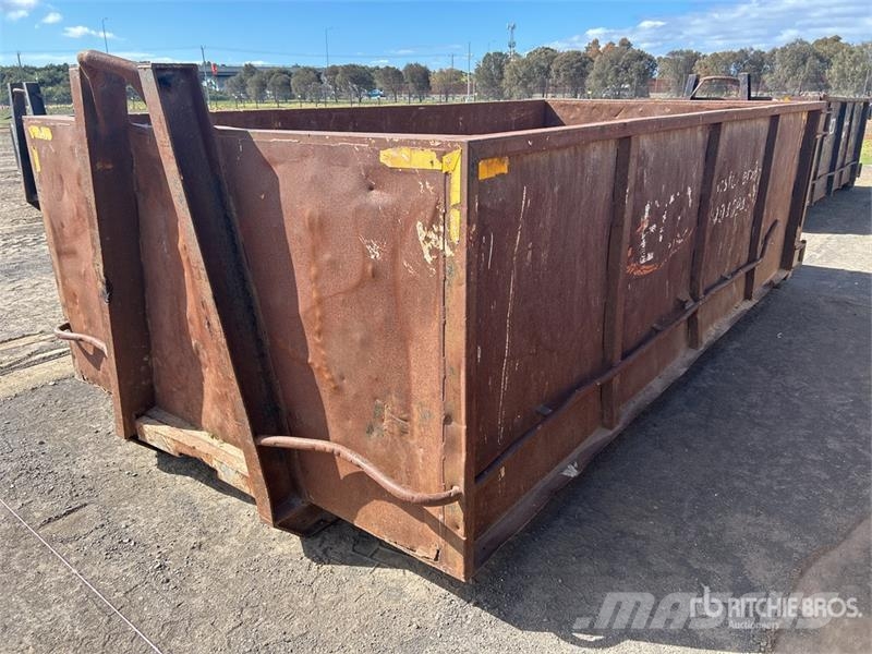  12 m3 Hook-Lift Waste Container معدات البناء - غير ذلك